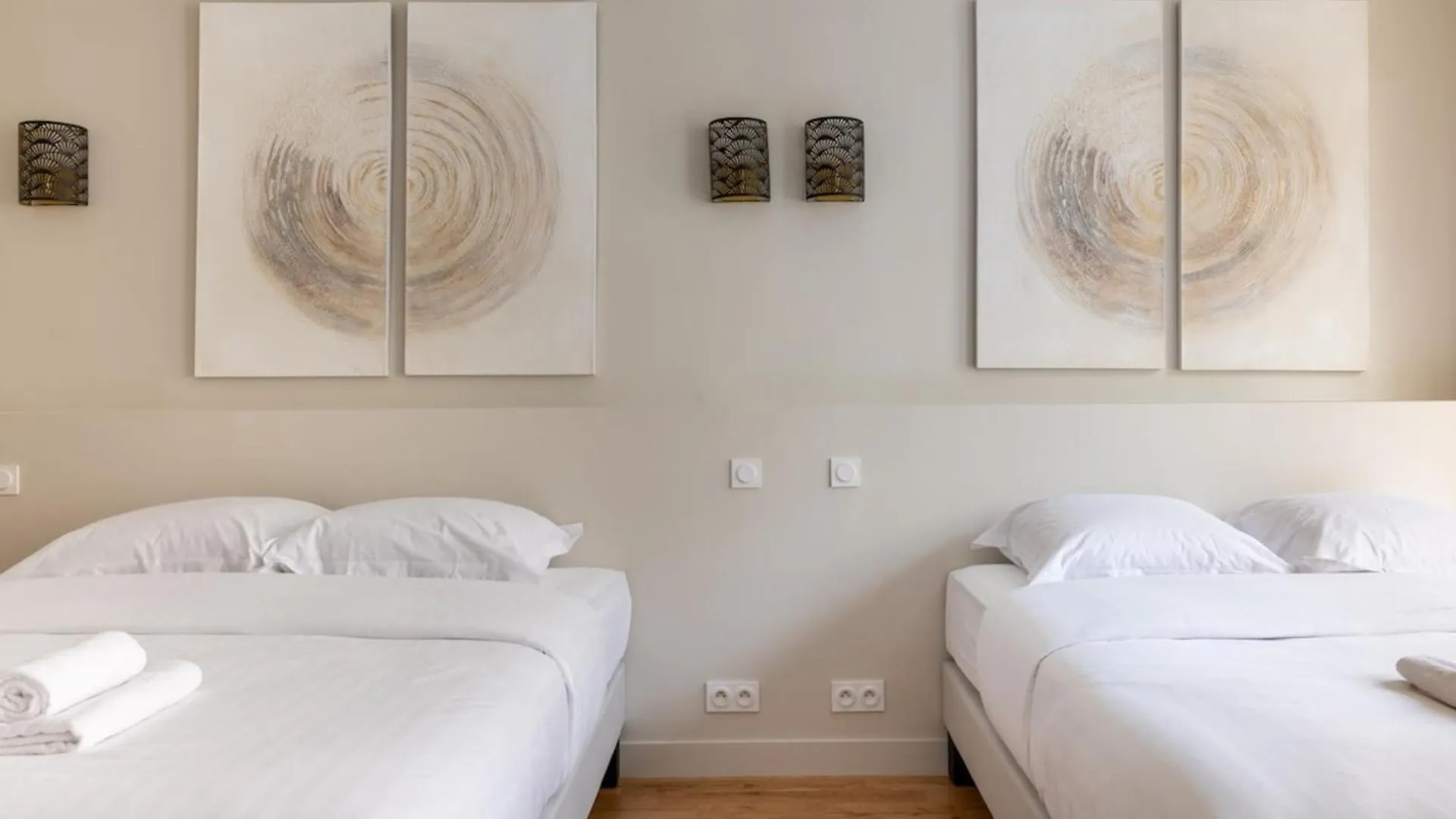 Apartment Luxe State Of The Art Suite Near Montmartre Paris France